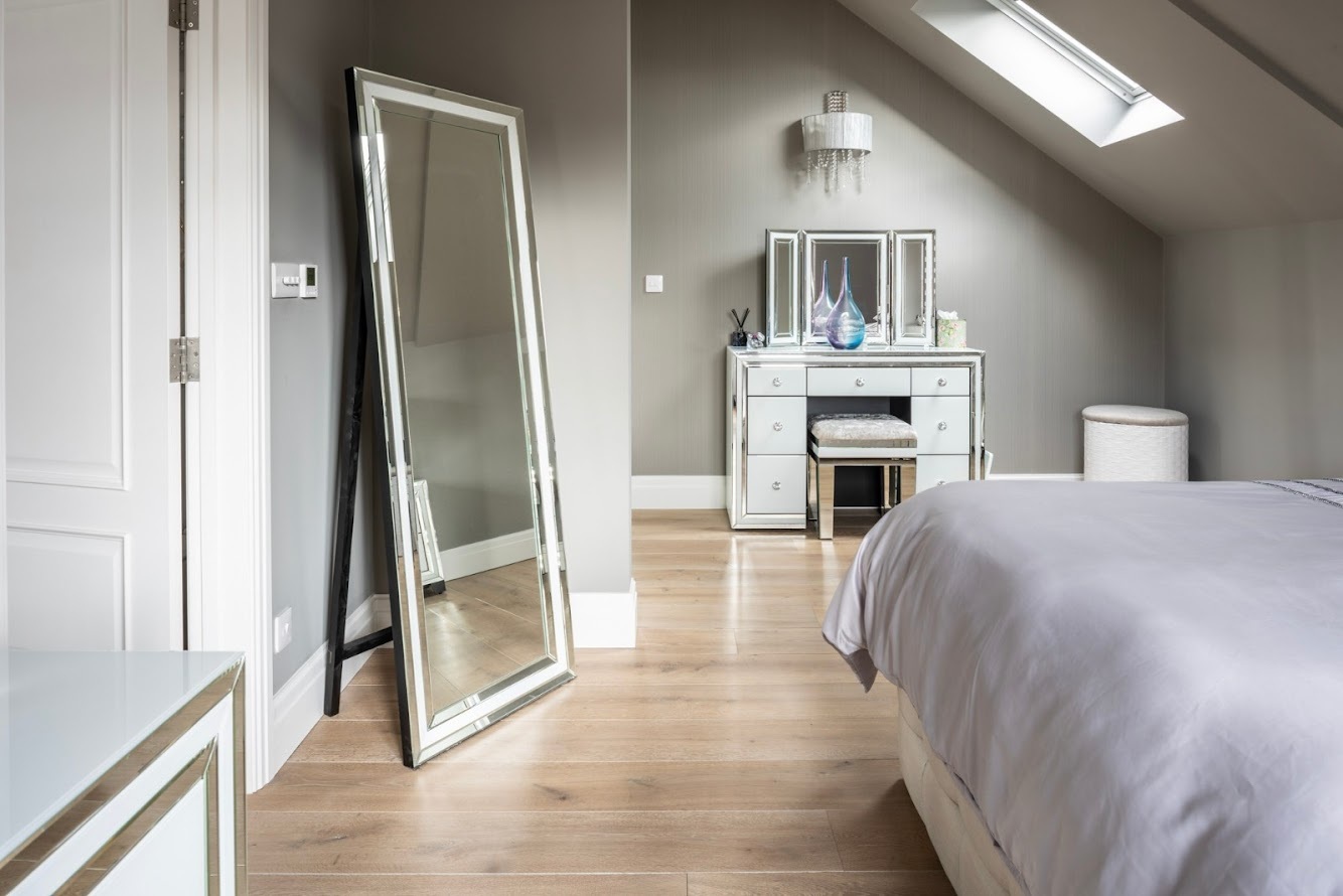 Bedroom Dressing Table